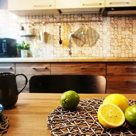 Lägenhet Dk Apartament Stare Miasto *